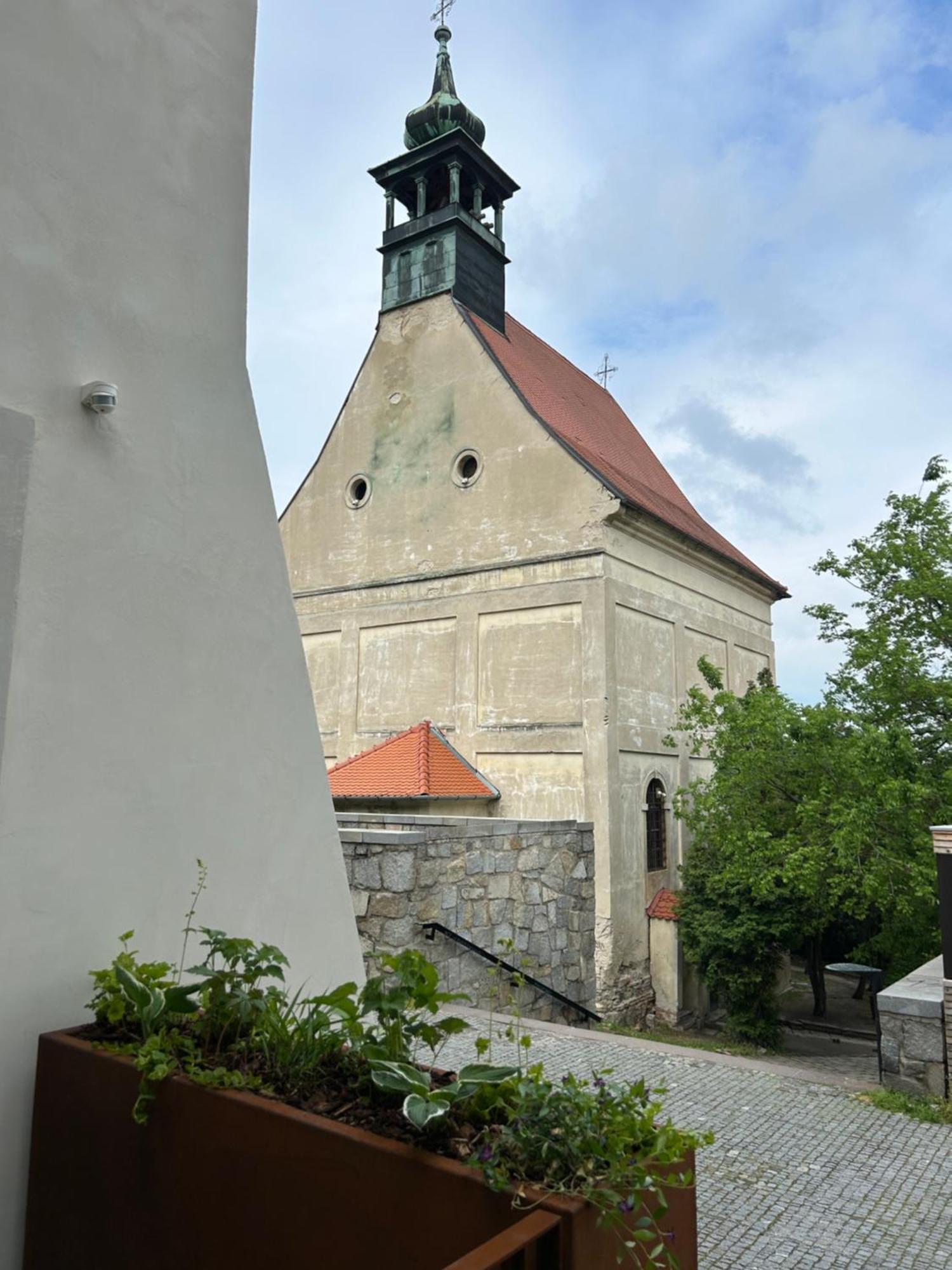 Apartment Cafe Hexe Bratislava